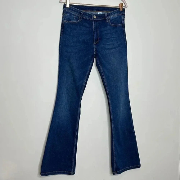 Mini Flare Jeans - Picture 1 of 10